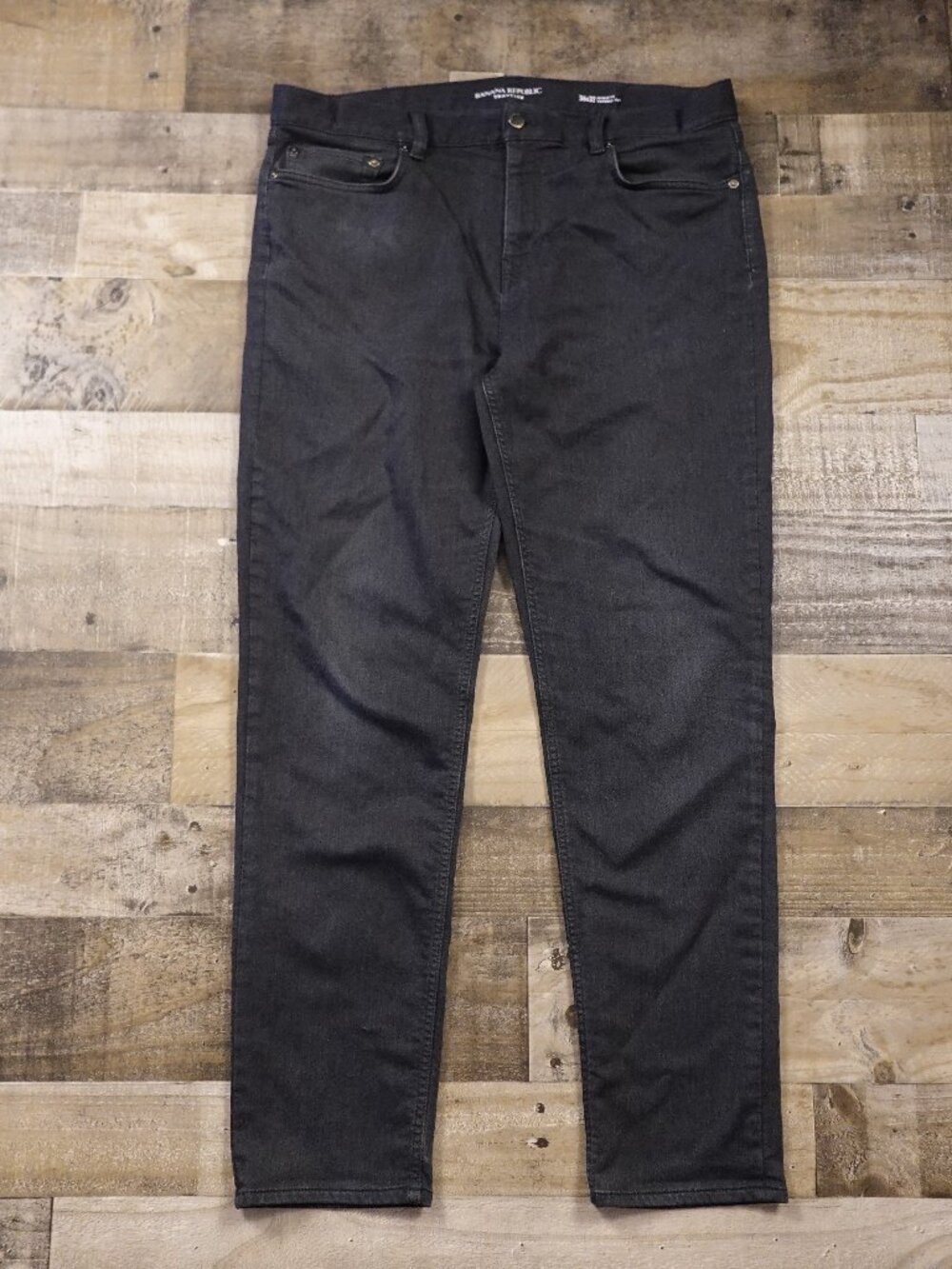 Banana Republic Traveler Athletic Tapered Jeans Men’s 36x32 Black Stretch